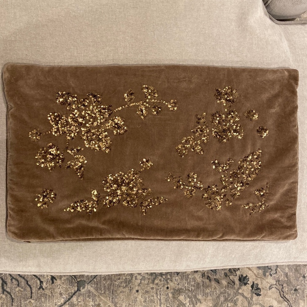 Pottery Barn Pillow Cover